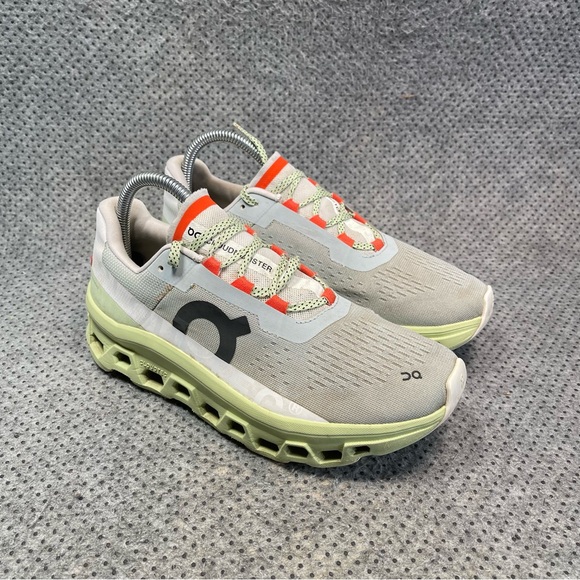 On Cloud Cloudmaster Running Shoes Size 8.5 Women’s - Picture 4 of 12